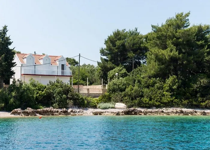 بيت للعطل Sea View Macus *