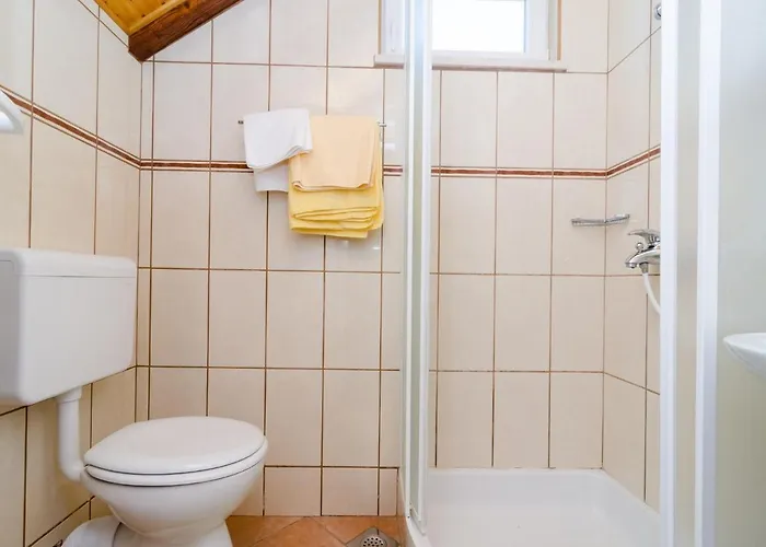 بيت للعطل Sea View Macus *